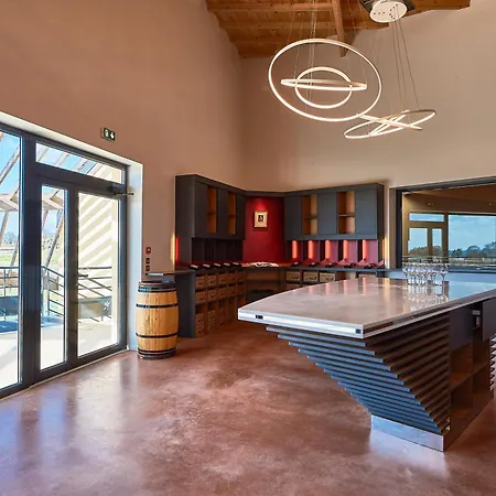 فندق مبيت وإفطار Chateau Richelieu 3*