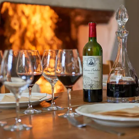 住宿加早餐酒店 黎塞留城堡酒店 Fronsac (Gironde)