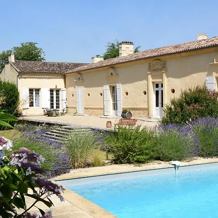 黎塞留城堡酒店 3* Fronsac (Gironde)